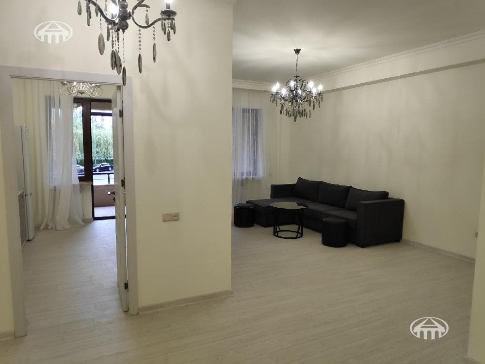 Apartment · 3 rooms · 92 m² · Yerevan