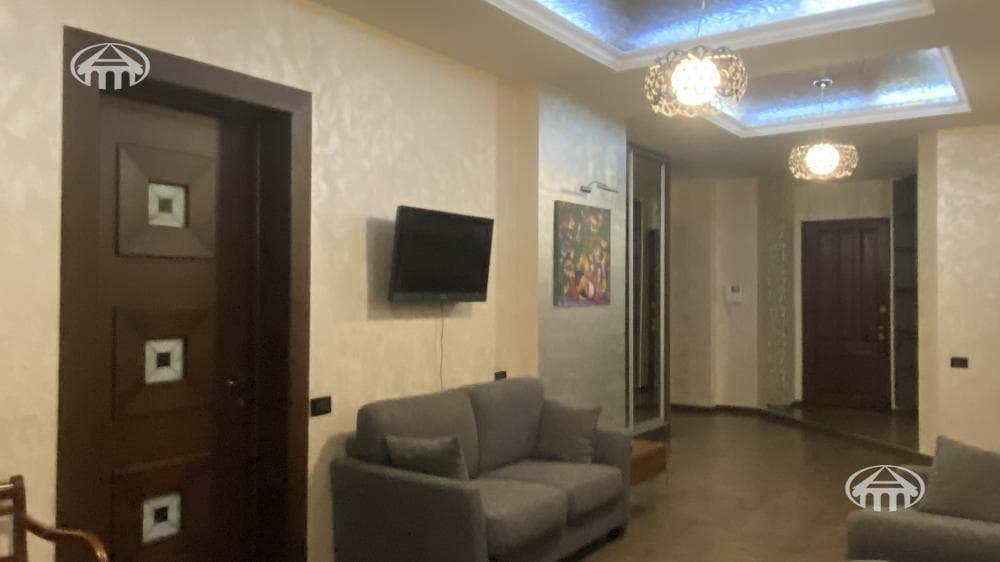 Квартира · 160 м² · Ереван