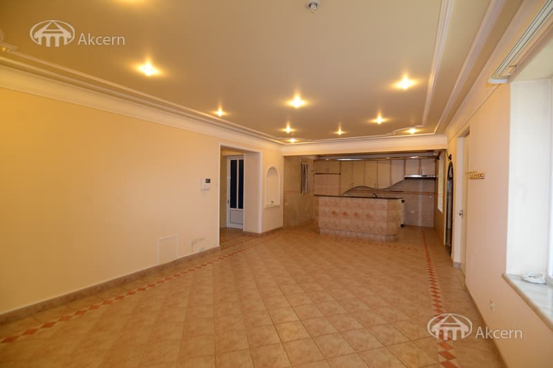 Особняк · 286 м² · Ереван
