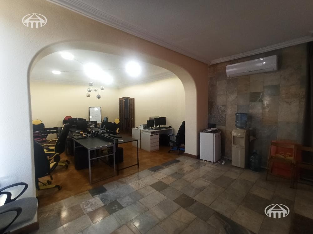 Офис · 190 м² · Ереван