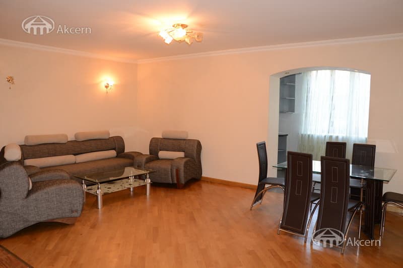 Apartment · 3 rooms · 76 m² · Yerevan