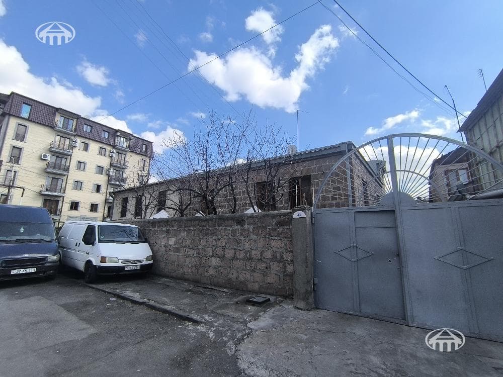 Առանձնատուն · 206 մ² · Երևան