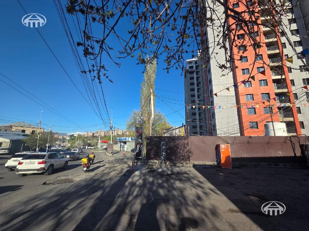 Квартира · 3 комн. · 72 м² · Ереван