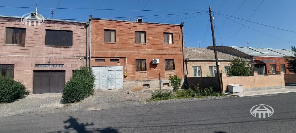 House · 507 m² · Vagharshapat