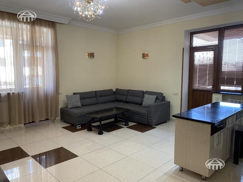 Квартира · 96 м² · Ереван