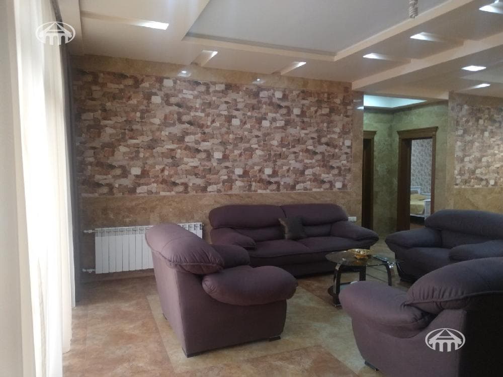 House · 130 m² · Yerevan