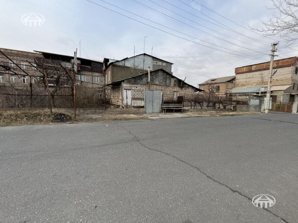 House · 186 m² · Yerevan