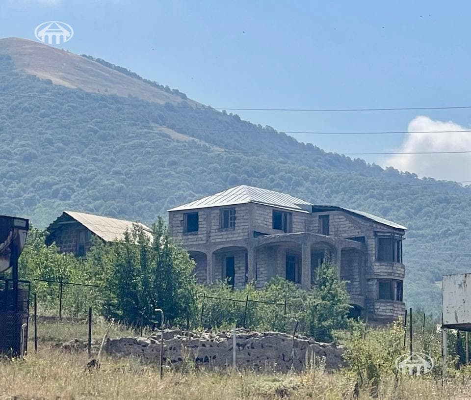 Особняк · 272 м² · Араландж