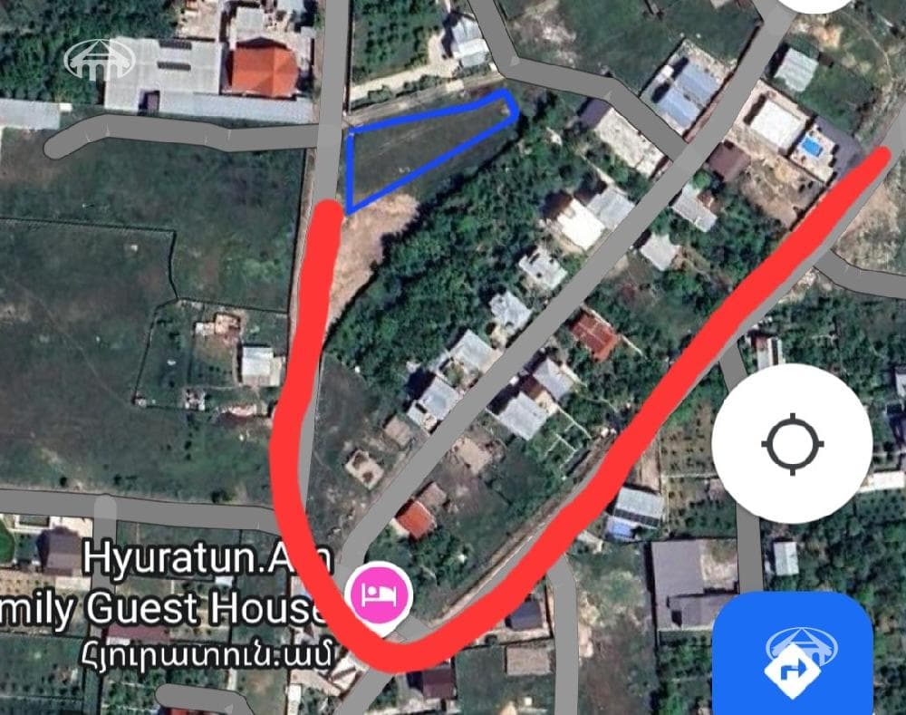 Հողատարածք · 745 մ² · Պտղնի