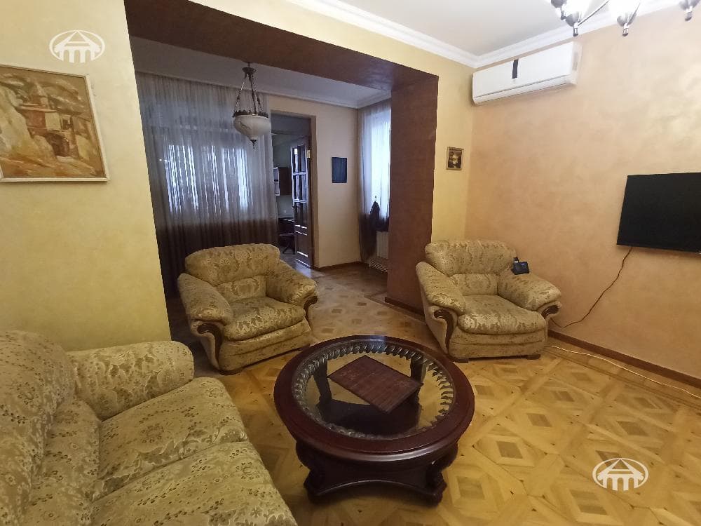 Квартира · 95,3 м² · Ереван