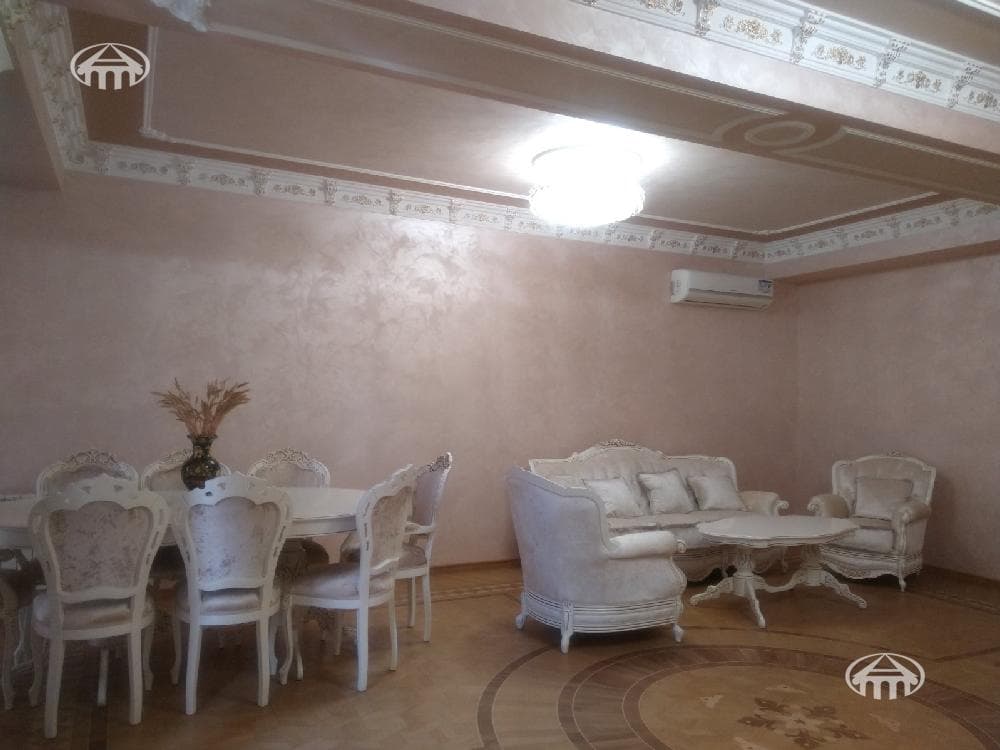 Բնակարան · 143 մ² · Երևան