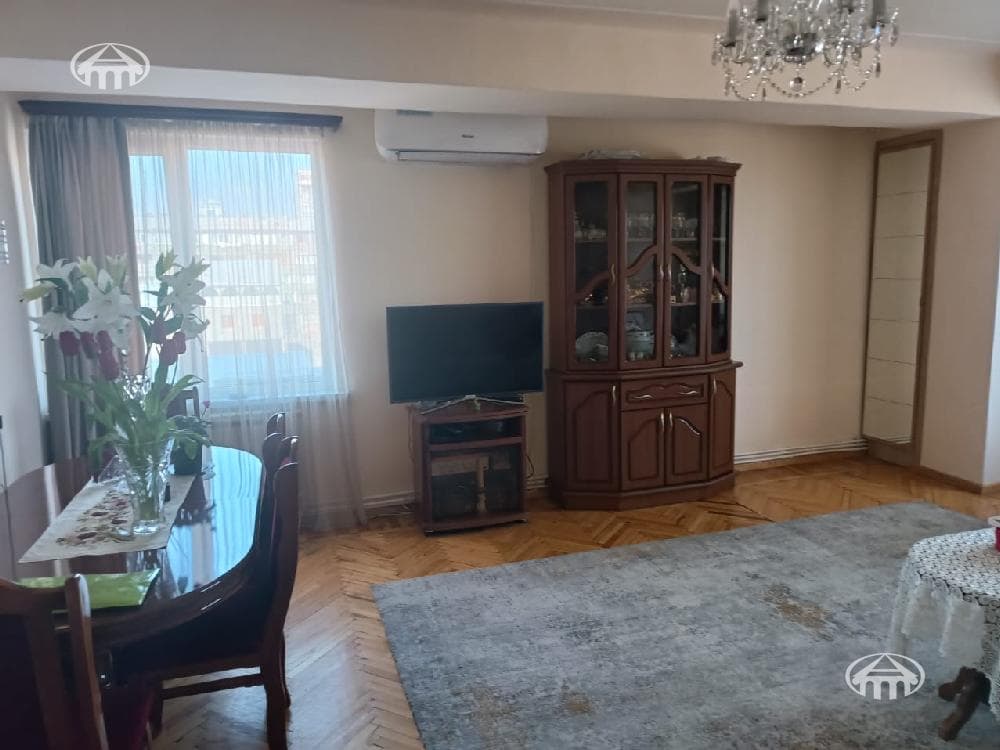 Квартира · 64 м² · Ереван