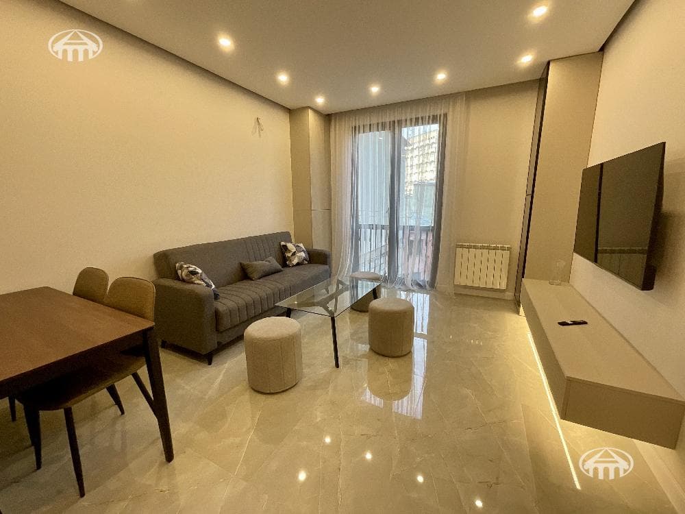 Квартира · 2 комн. · 42 м² · Ереван