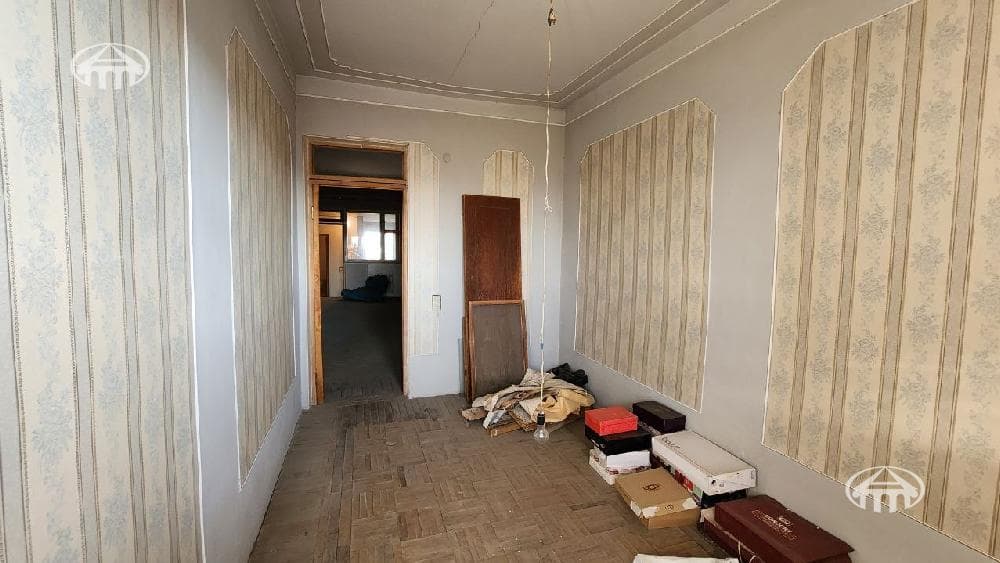 Дом · 6 комн. · 371 м² · Эребуни