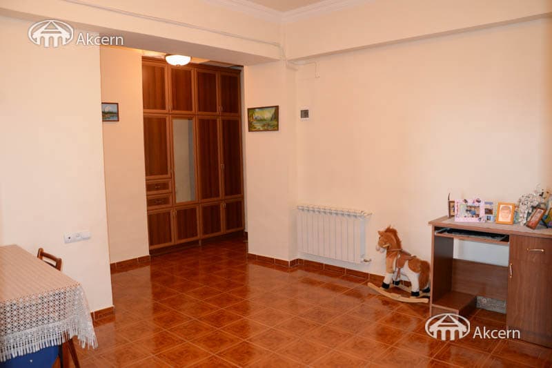 Բնակարան · 3 սեն. · 90 մ² · Արաբկիր