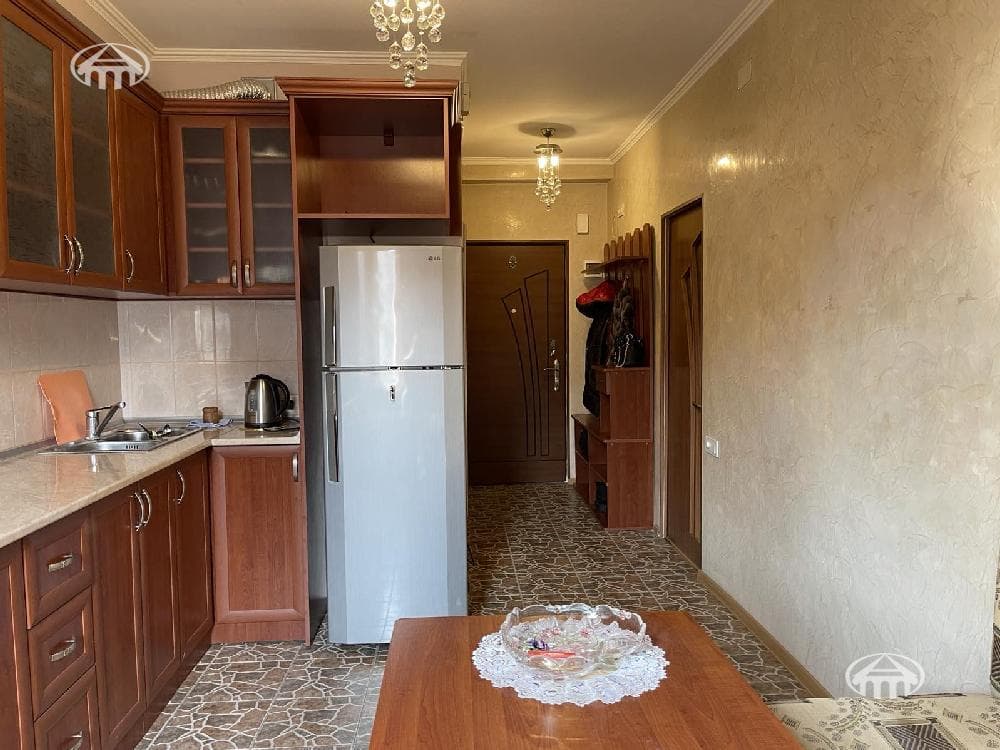 Квартира · 1 комн. · 40 м² · Кентрон