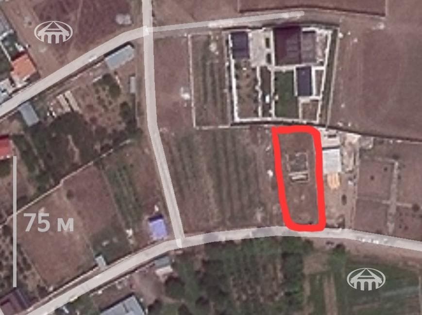 Հողատարածք · 1095 մ² · Ակունք