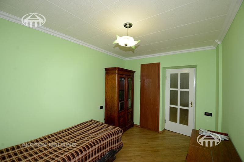 Apartment · 4 rooms · 102 m² · Kentron