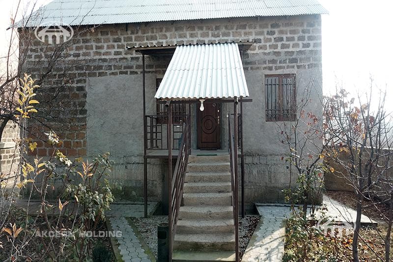 Особняк · 2 комн. · 186 м² · Джрвеж