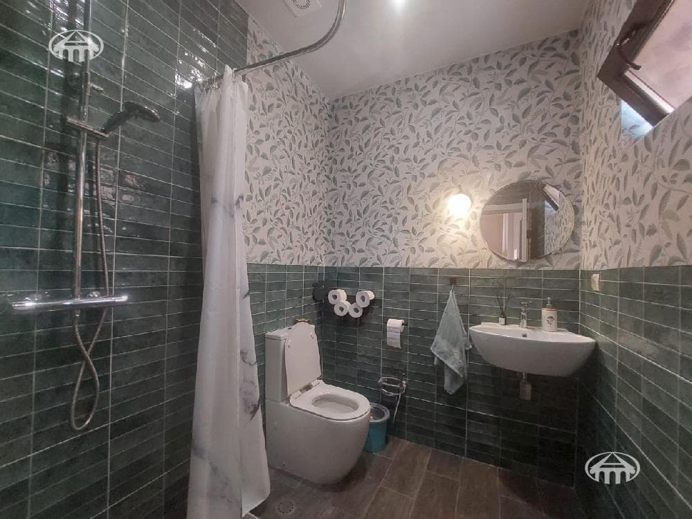 Townhouse · 4 rooms · 121 m² · Nairi