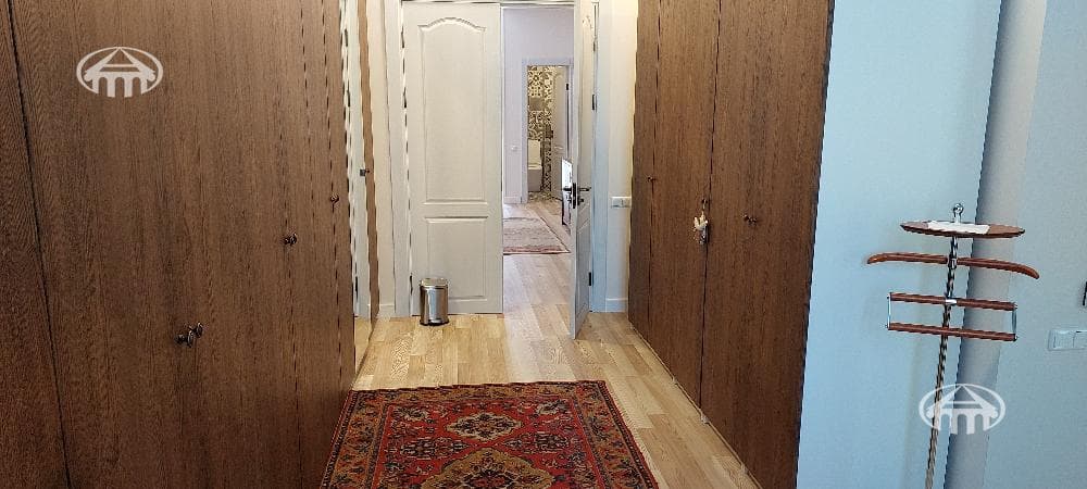 Особняк · 6 комн. · 320 м² · Птгни