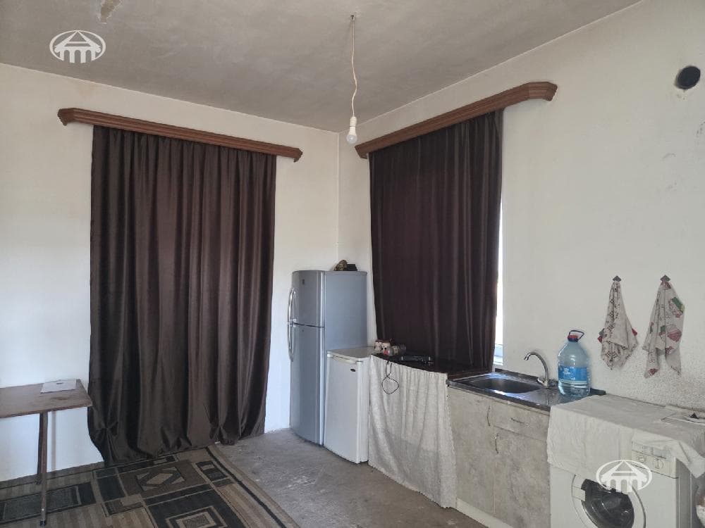 Commercial property · 256 m² · Aintap