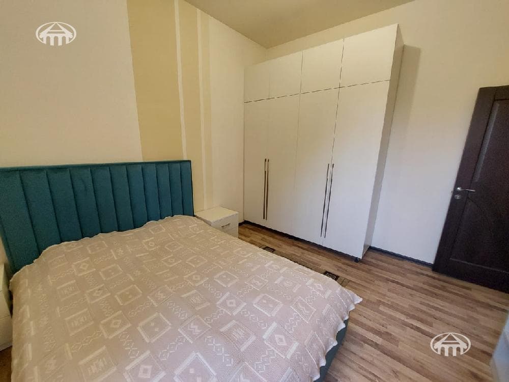 Особняк · 5 комн. · 266 м² · Аван