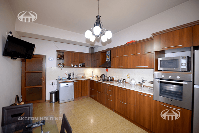 Mansion · 6 rooms · 400 m² · Nor Nork