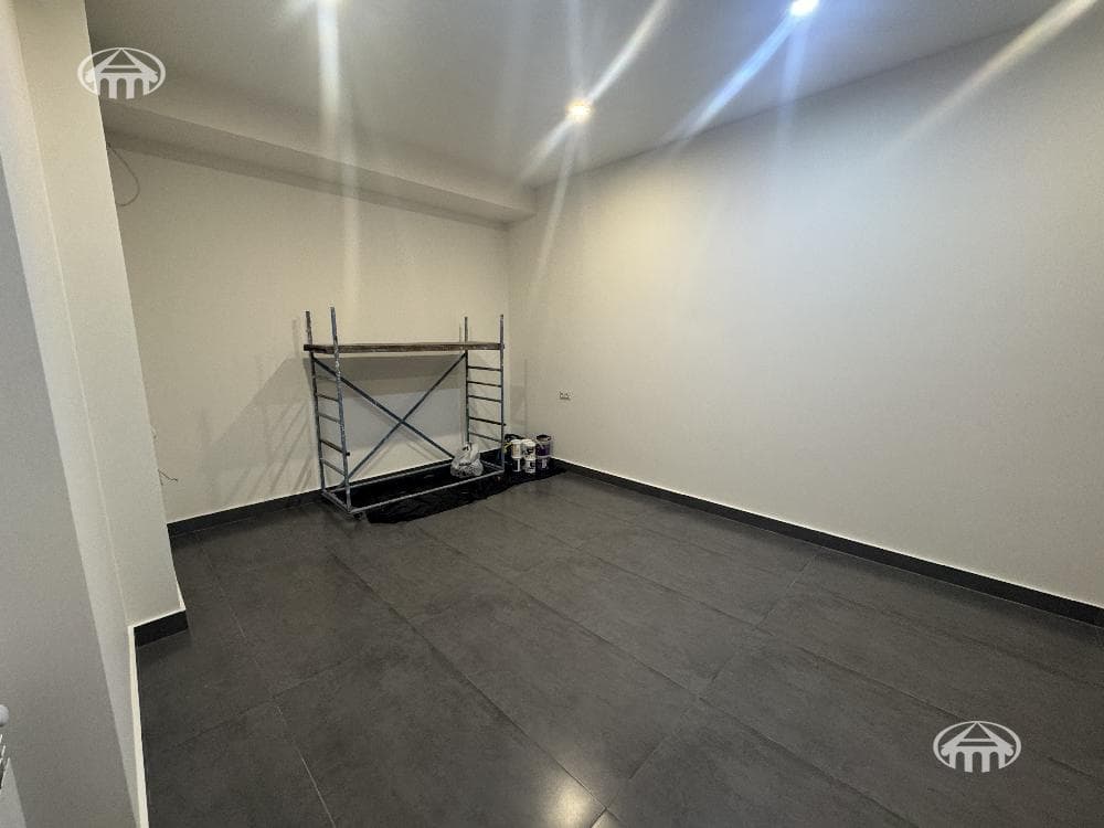 Townhouse · 4 rooms · 292 m² · Arabkir