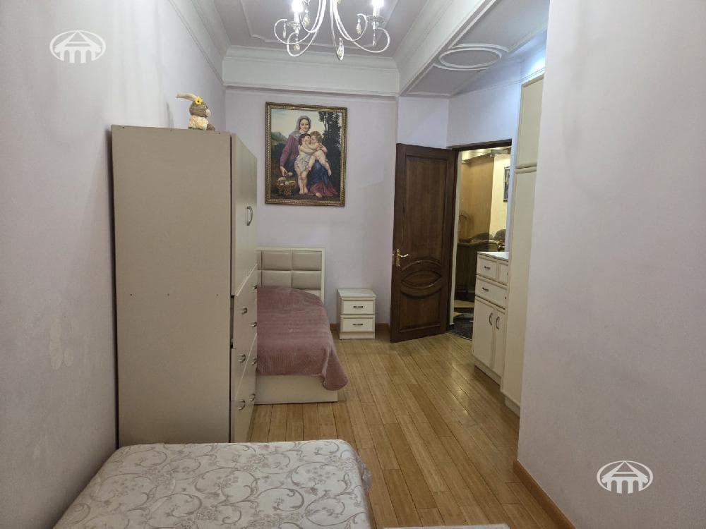 Квартира · 3 комн. · 151 м² · Кентрон
