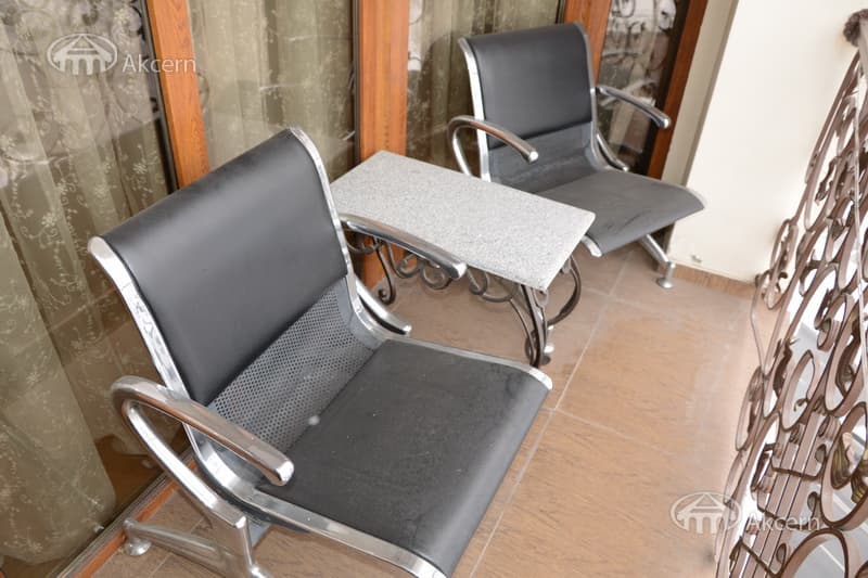 Квартира · 4 комн. · 187 м² · Кентрон