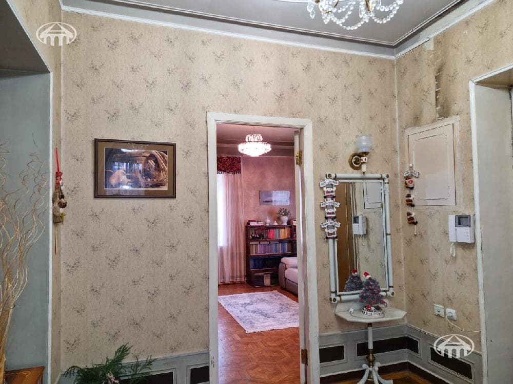 Особняк · 5 комн. · 455 м² · Джрвеж
