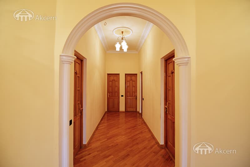 Офис · 260 м² · Арабкир