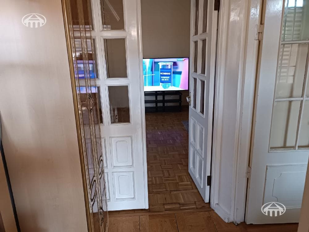 Առանձնատուն · 3 սեն. · 99 մ² · Կենտրոն