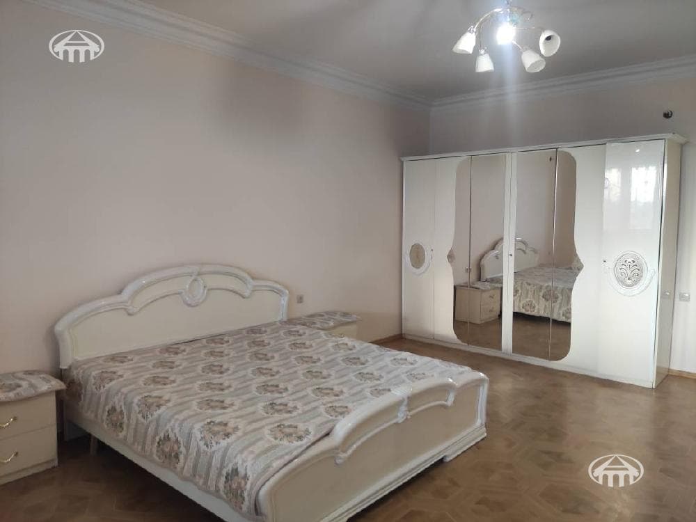 Գրասենյակ · 732 մ² · Նորք-Մարաշ