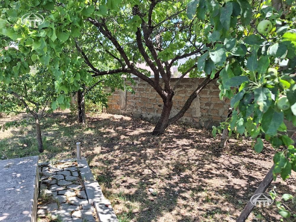 House · 6 rooms · 173 m² · Saghmosavan