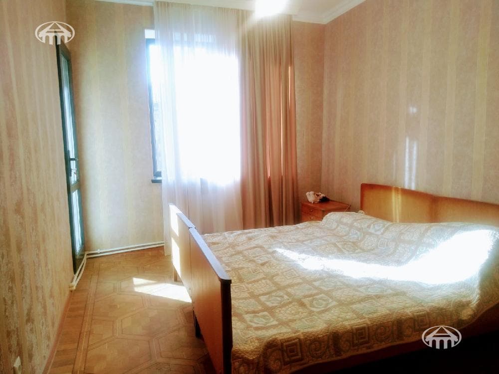 Квартира · 3 комн. · 85 м² · Кентрон