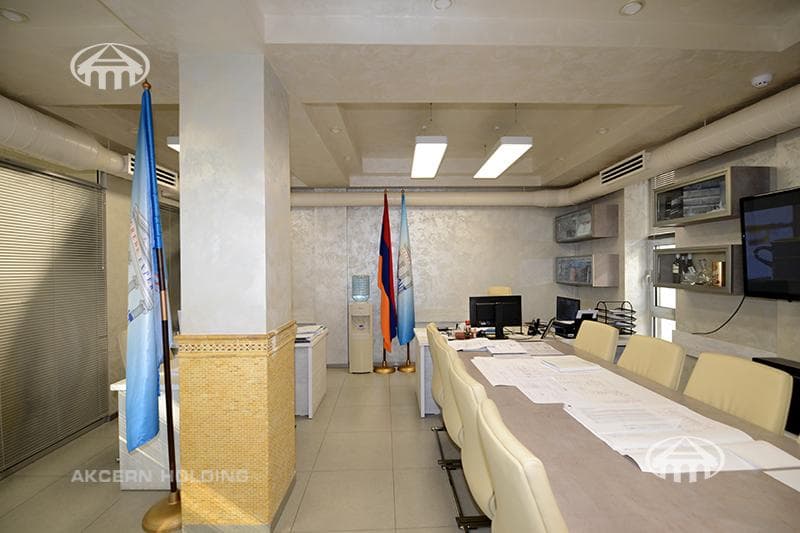 Խանութ · 335 մ² · Քանաքեռ-Զեյթուն