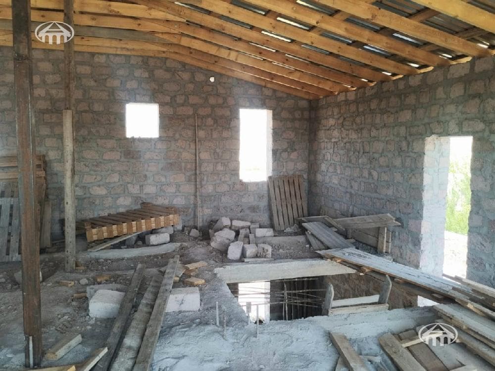 Առանձնատուն · 209 մ² · Եղվարդ
