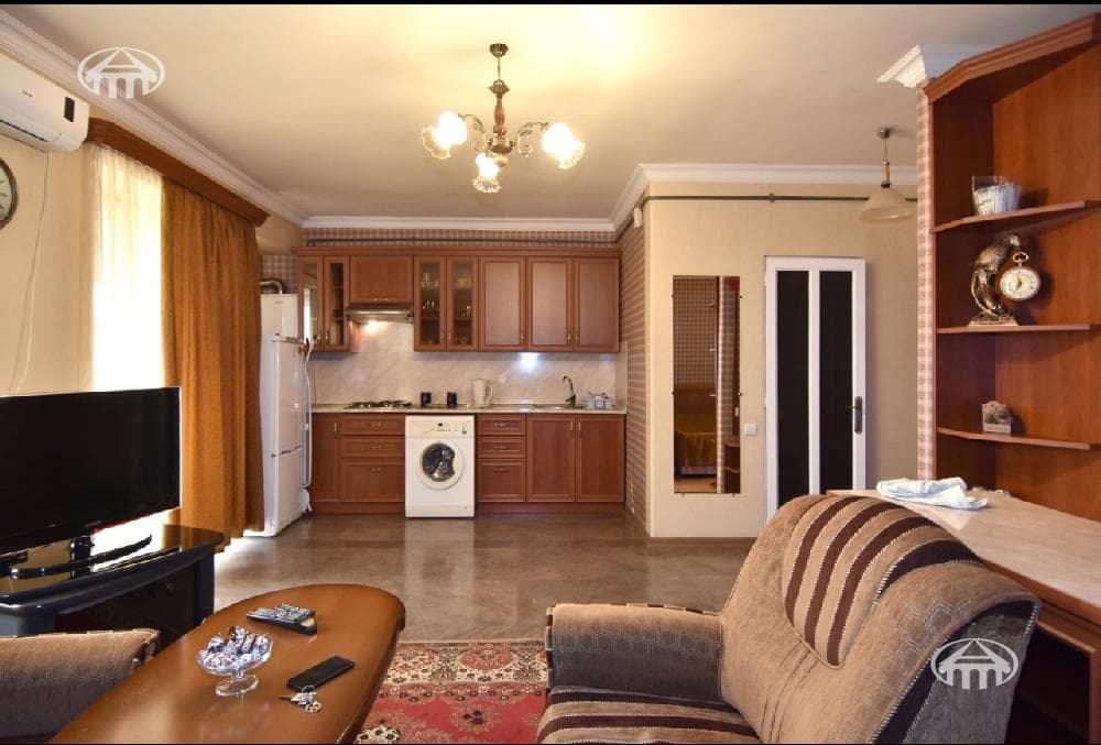 Բնակարան · 1 սեն. · 38 մ² · Կենտրոն