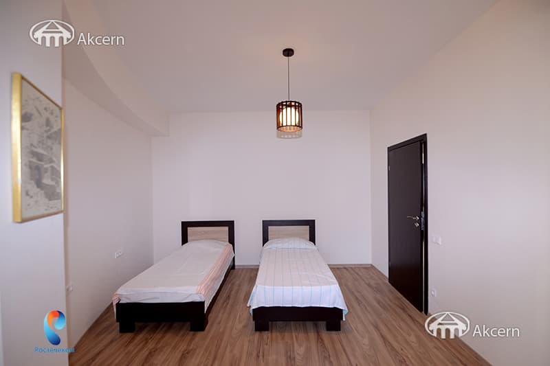 Apartment · 3 rooms · 126 m² · Kentron