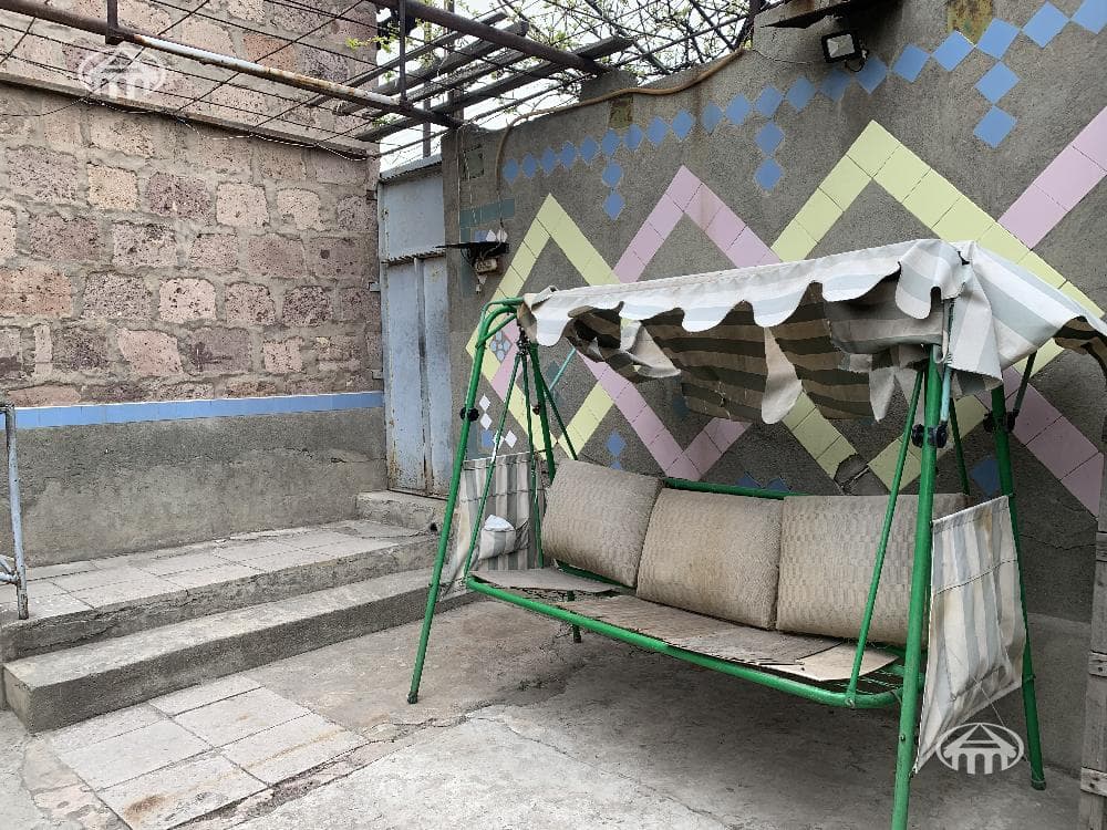 House · 3 rooms · 72 m² · Shengavit