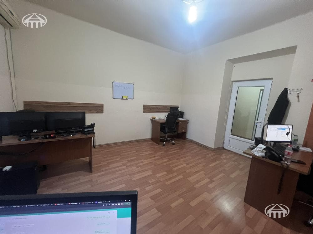 Офис · 200 м² · Арабкир
