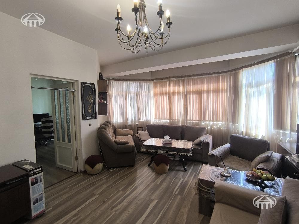Apartment · 3 rooms · 92 m² · Arabkir