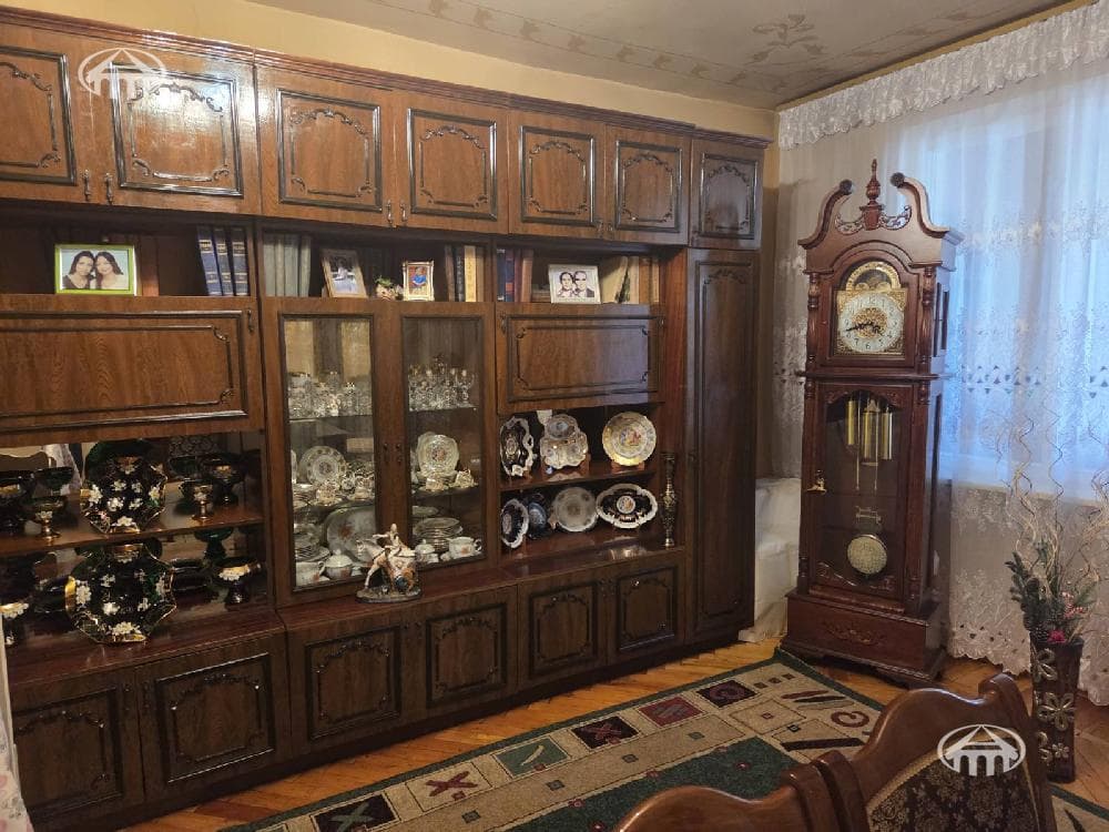 Apartment · 3 rooms · 77 m² · Kentron
