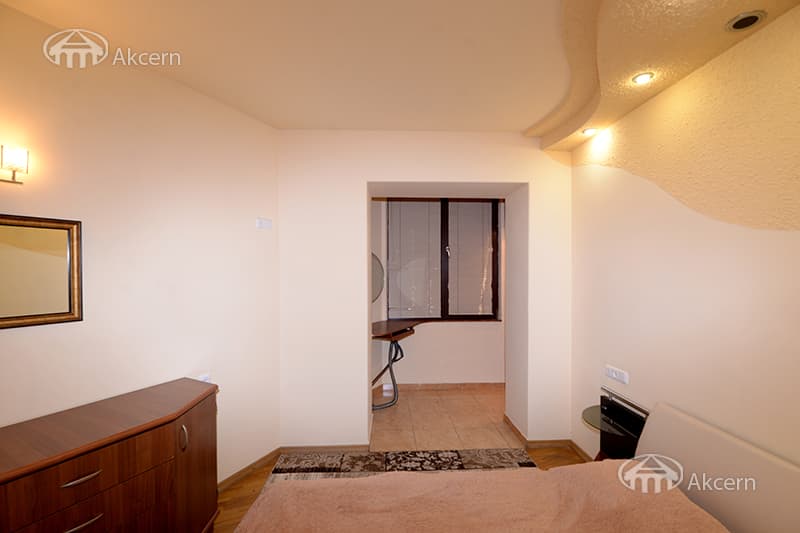 Квартира · 2 комн. · 65 м² · Кентрон