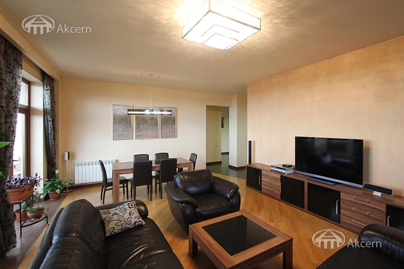 Квартира · 4 комн. · 185 м² · Арабкир — фото 4 из 29