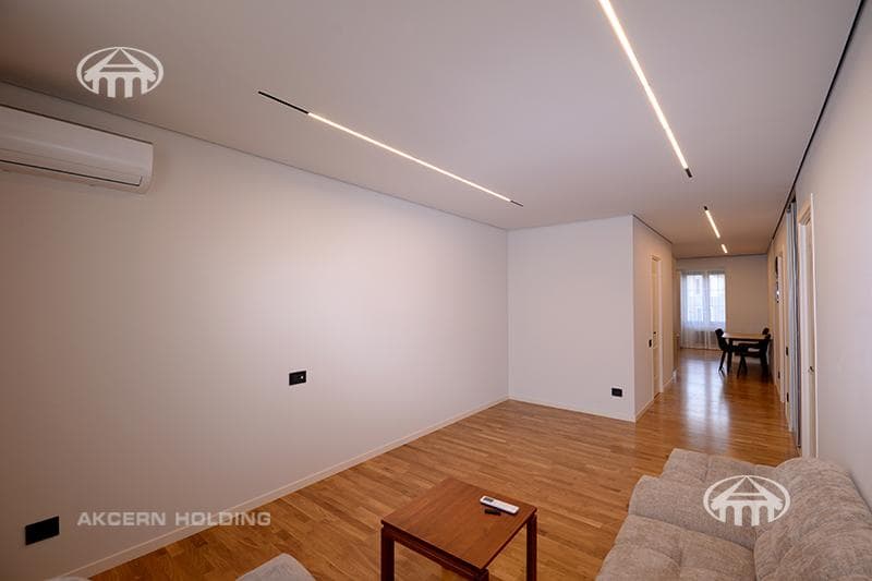 Apartment · 2 rooms · 60 m² · Kentron