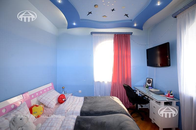 Особняк · 6 комн. · 311 м² · с. Ариндж