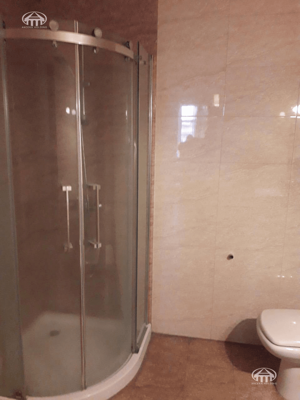 Квартира · 4 комн. · 150 м² · Кентрон